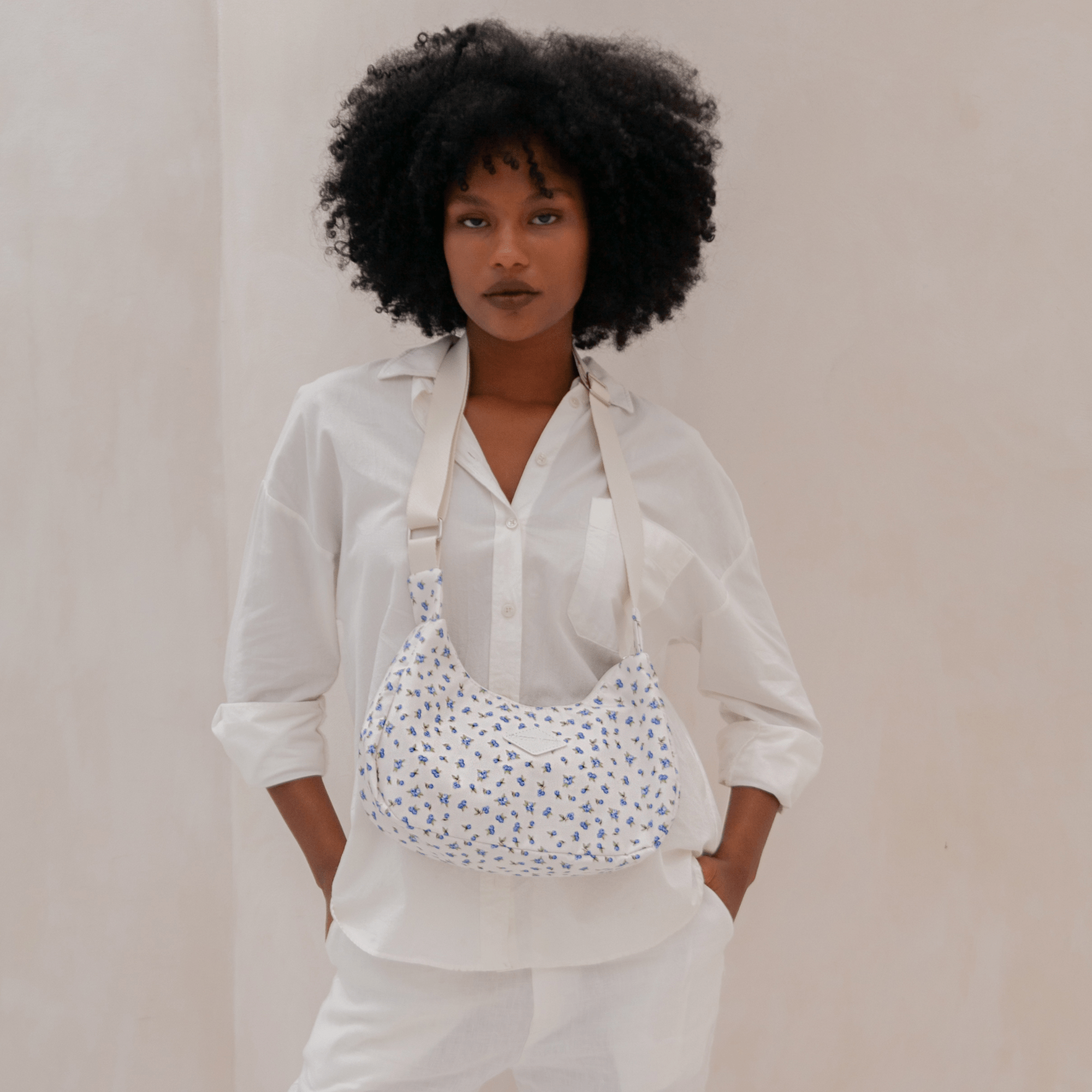 Sunset Sling Bag Mirtilo 3.9L - DACOSTA VERDE