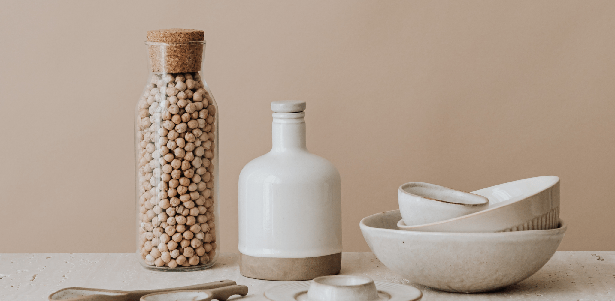 7 Reasons You Need to Reduce Your Home's Plastic Waste - DACOSTA