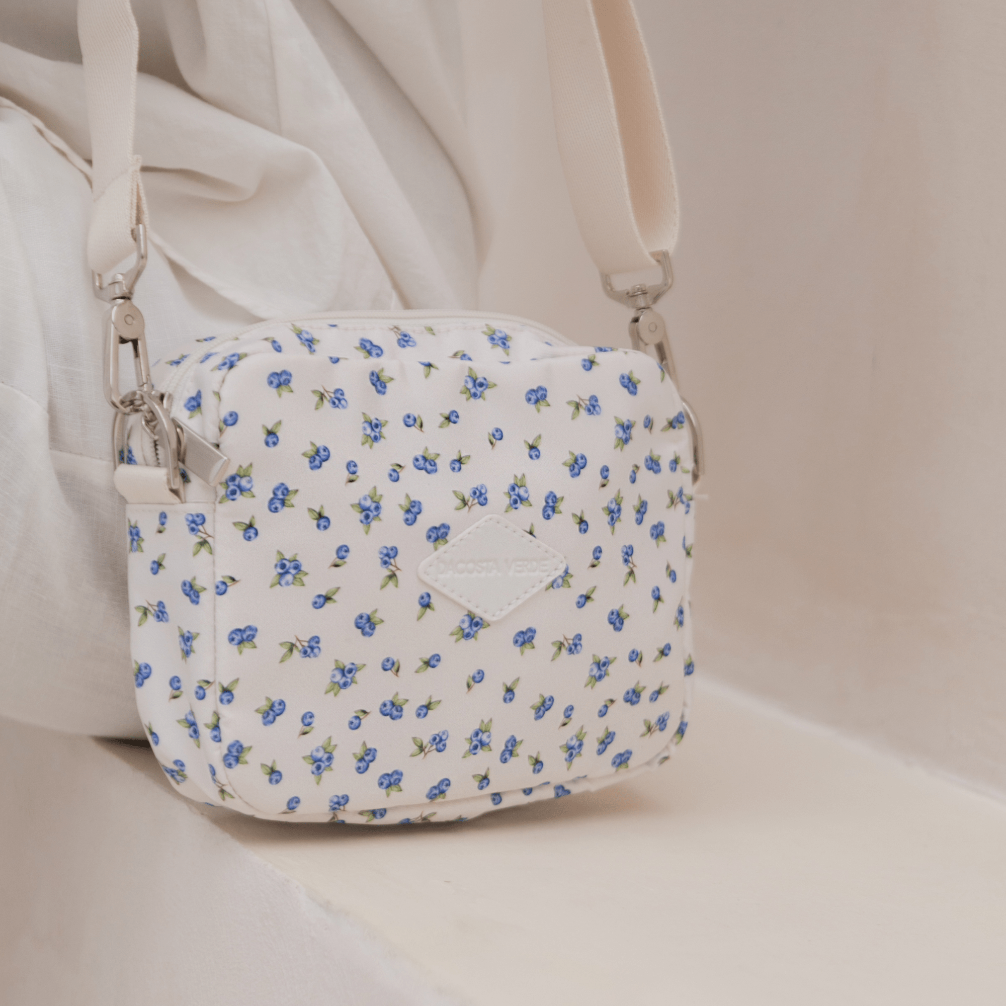 Nomad Crossbody Mirtilo 2L - DACOSTA