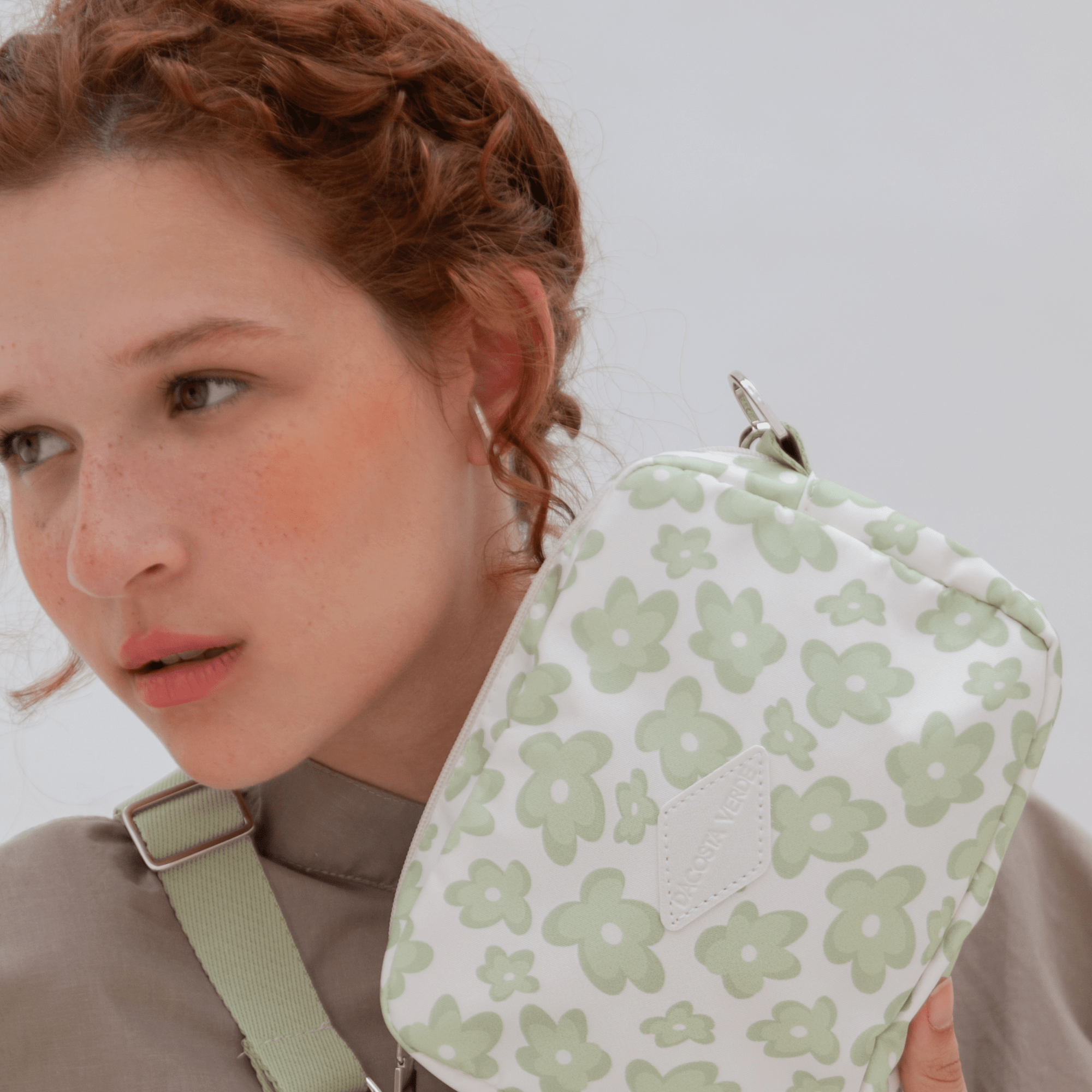 Nomad Crossbody Sage Floral 2L - DACOSTA