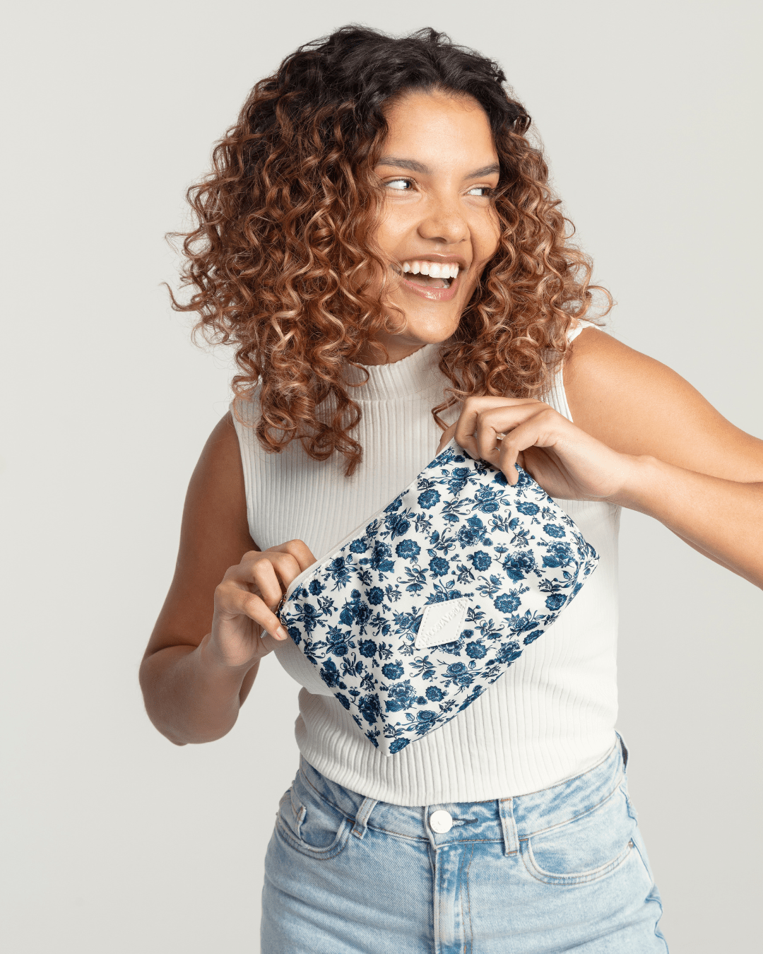 On - the - Go Pouch Fiore 3.5L - DACOSTA